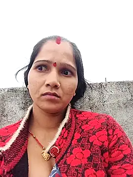 Jooli xx online show from 10/31/25, 11:29