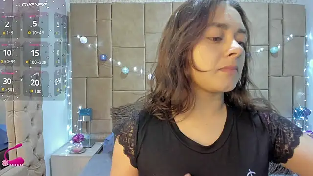 Snapshot of ambar_69_ chatting on 11/02/25, 04:17 ambar 69 online show from 11/02/25, 04:17