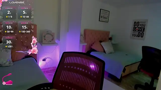 Snapshot of ambar_69_ chatting on 11/18/25, 04:27 ambar 69 online show from 11/18/25, 04:27