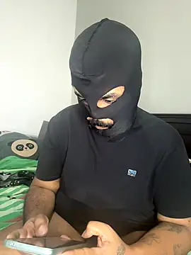 Snapshot of RawWildpig_1990 chatting on 12/02/25, 06:37 RawWildpig 1990 online show from 12/02/25, 06:37