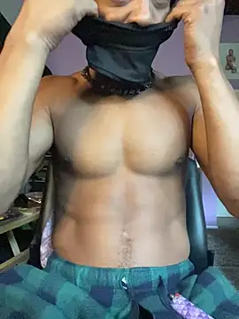 TRILLAHUNG online show from 05/22/26, 01:20