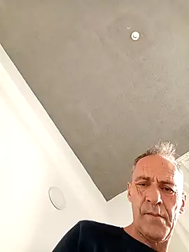 Meliwem12 online show from 10/23/25, 05:28