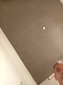 Meliwem12 online show from 11/03/25, 10:30