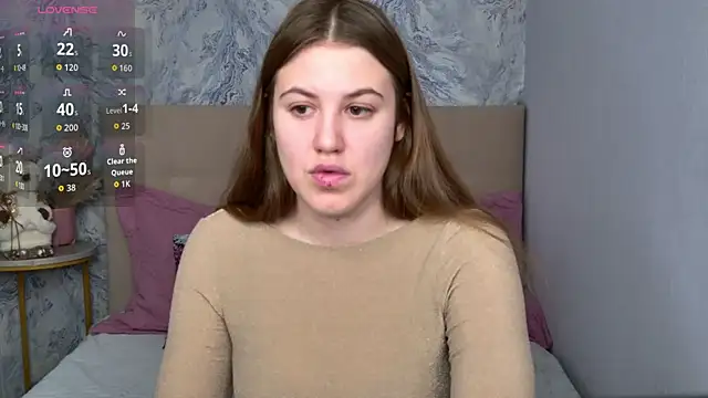 Snapshot of MelanieHenders chatting on 11/22/25, 05:28 MelanieHenders online show from 11/22/25, 05:28