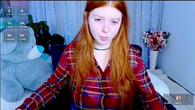 Snapshot of Adell__Shine chatting on 10/08/25, 11:01 Adell Shine online show from 10/08/25, 11:01