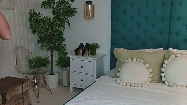 SandraSilver online show from 12/03/25, 07:02