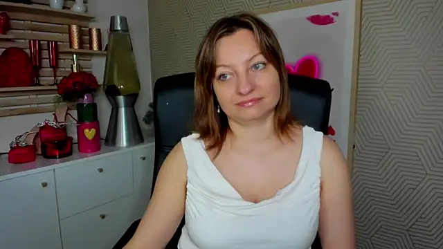 angelaSamt online show from 04/24/26, 05:31