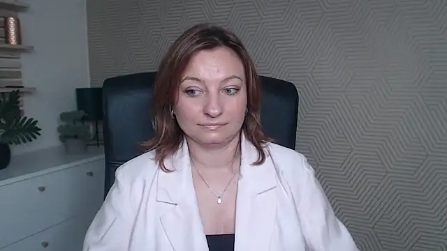 angelaSamt online show from 11/04/25, 10:30