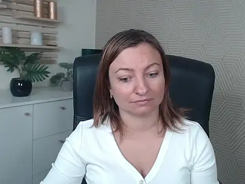 angelaSamt online show from 09/22/25, 05:46