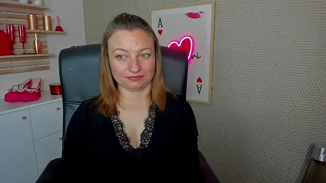 angelaSamt online show from 06/15/26, 05:51