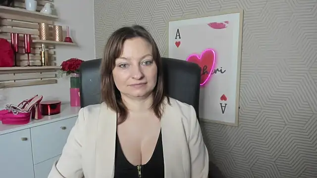 angelaSamt online show from 02/24/26, 07:42