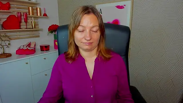 angelaSamt online show from 06/11/26, 05:37