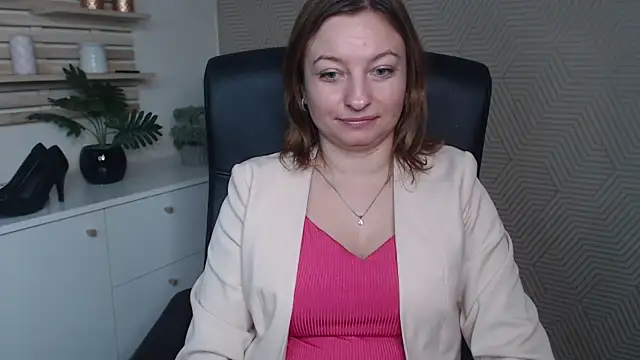 angelaSamt online show from 12/03/25, 06:47