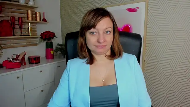 angelaSamt online show from 04/13/26, 05:33