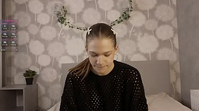 Snapshot of VelvetRisque chatting on 11/30/25, 06:58 VelvetRisque online show from 11/30/25, 06:58