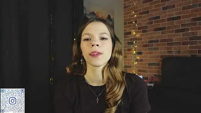 VelvetRisque online show from 03/01/26, 06:35