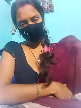 posewith online show from 02/15/26, 12:33