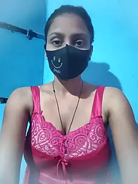 posewith online show from 09/15/25, 08:31