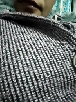 posewith online show from 11/17/25, 06:34