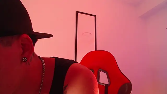 Anhonymus  online show from 09/21/25, 04:50