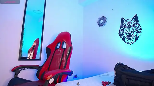 Anhonymus  online show from 12/05/25, 04:00