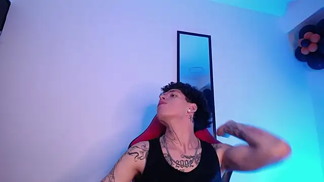 Anhonymus  online show from 10/26/25, 04:02