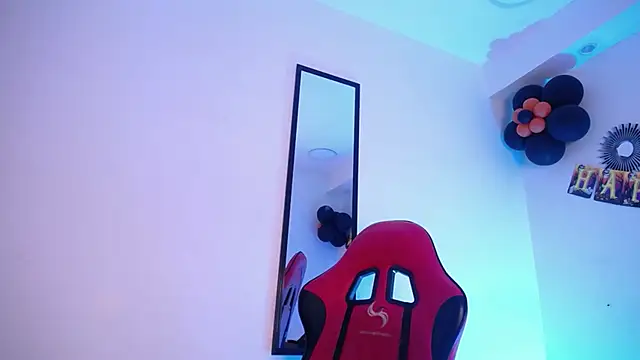 Anhonymus  online show from 11/03/25, 03:56