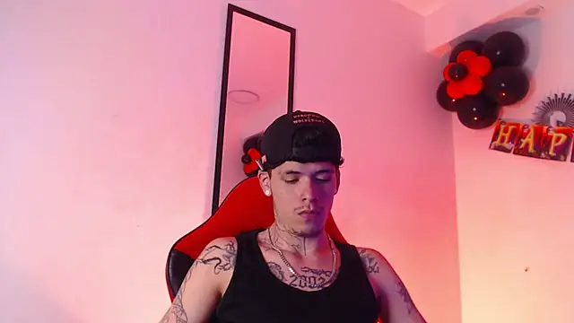 Anhonymus  online show from 10/07/25, 10:33