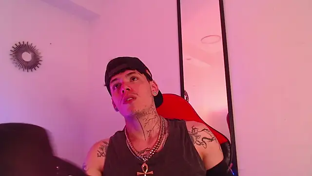 Anhonymus  online show from 10/02/25, 03:43