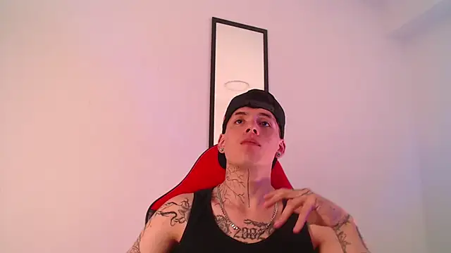 Anhonymus  online show from 09/20/25, 03:50