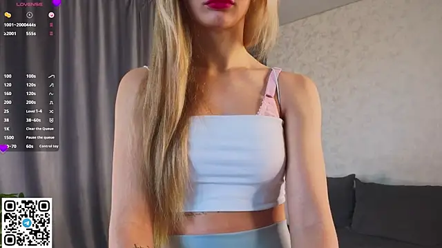 NaughtySeraphine online show from 04/15/26, 05:02