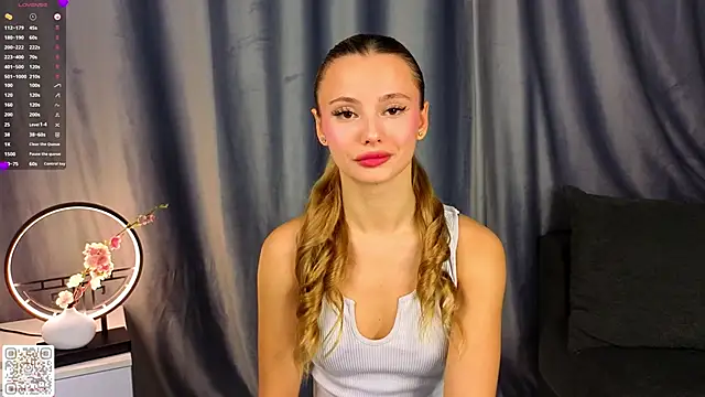 NaughtySeraphine online show from 02/25/26, 05:07