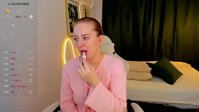 Alice Cire online show from 01/10/26, 02:01