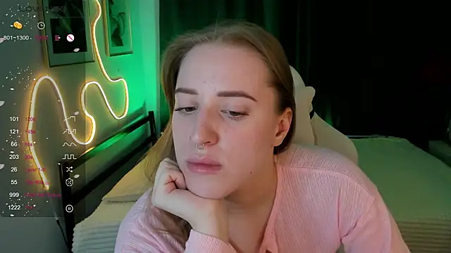 Alice Cire online show from 12/18/25, 02:32