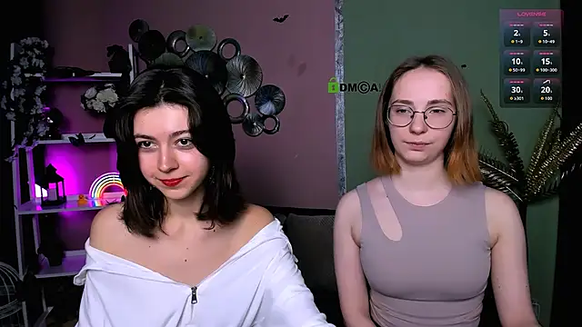 kitniss dreamy online show from 12/15/25, 01:28