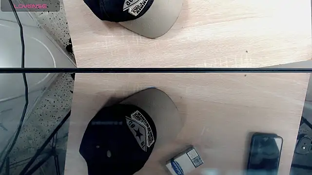 Snapshot of yankees_ chatting on 11/16/25, 03:33 yankees online show from 11/16/25, 03:33