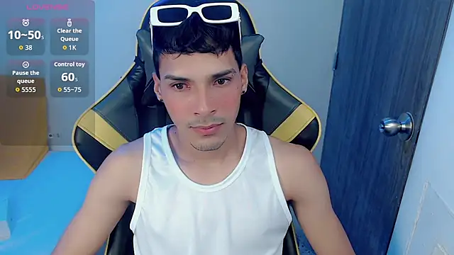 Snapshot of yankees_ chatting on 09/19/25, 04:05 yankees online show from 09/19/25, 04:05