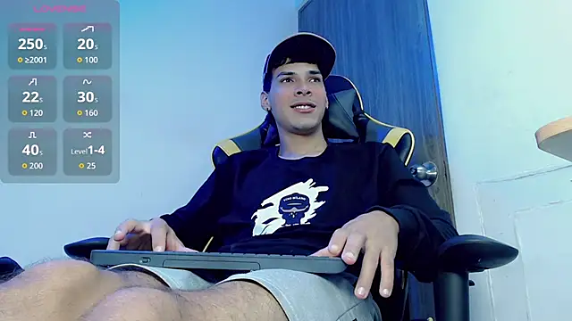 Snapshot of yankees_ chatting on 09/29/25, 01:17 yankees online show from 09/29/25, 01:17