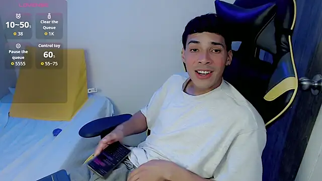 Snapshot of yankees_ chatting on 09/11/25, 04:45 yankees online show from 09/11/25, 04:45