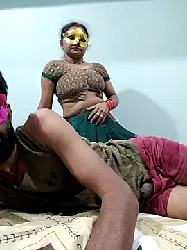 NIT-COUPLE online show from 10/06/25, 03:46