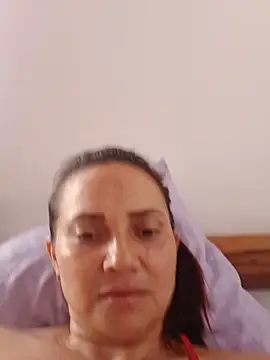 Snapshot of Amanda39 chatting on 05/10/26, 12:53 Amanda39 online show from 05/10/26, 12:53