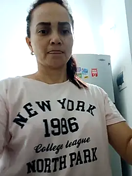 Snapshot of Amanda39 chatting on 03/01/26, 11:49 Amanda39 online show from 03/01/26, 11:49