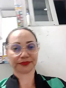 Snapshot of Amanda39 chatting on 01/14/26, 01:31 Amanda39 online show from 01/14/26, 01:31