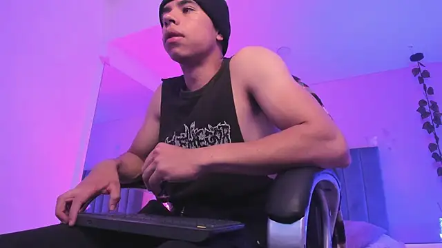 Muscle Scott online show from 11/15/25, 12:53