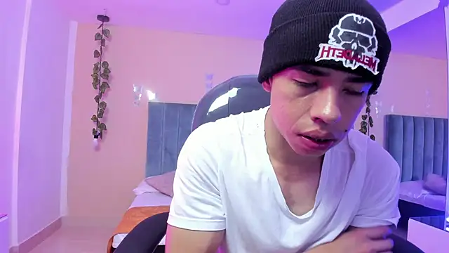 Muscle Scott online show from 12/02/25, 12:40