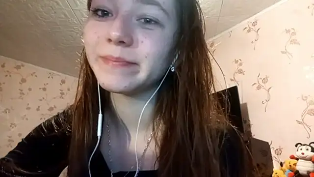 Sophiecuttie online show from 09/21/25, 01:05