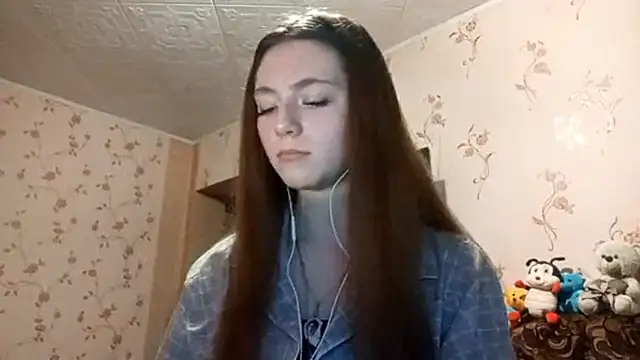 Sophiecuttie online show from 09/13/25, 05:13