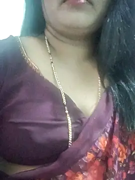 Snapshot of Bangalore-Seema chatting on 09/25/25, 08:42 Bangalore-Seema online show from 09/25/25, 08:42