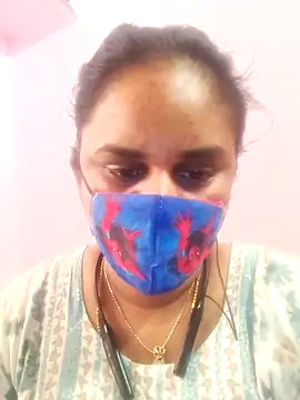 Snapshot of Bangalore-Seema chatting on 03/12/26, 11:47 Bangalore-Seema online show from 03/12/26, 11:47