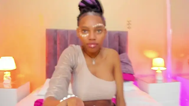 Kiaraa y Her Crazy online show from 04/11/26, 05:15